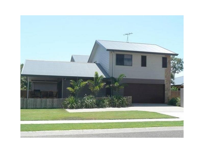 1/32 St Kilda Street, Bowen QLD 4805