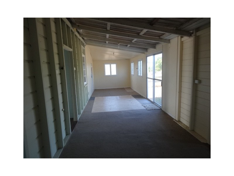 49 Arratta Road, Bowen QLD 4805