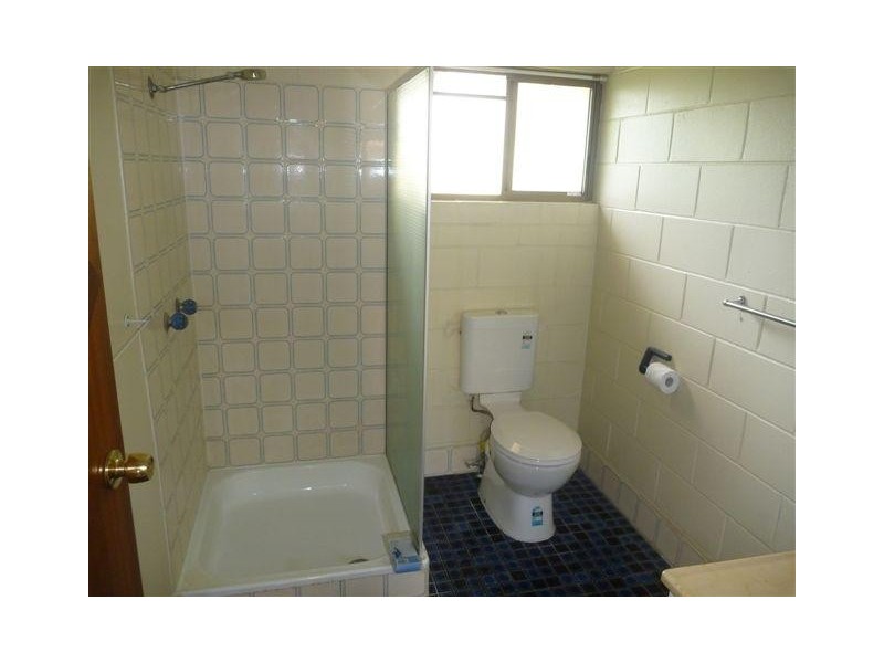 7/2a Powell Street, Bowen QLD 4805