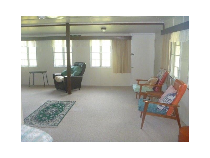 30 Tracey Street, Bowen QLD 4805