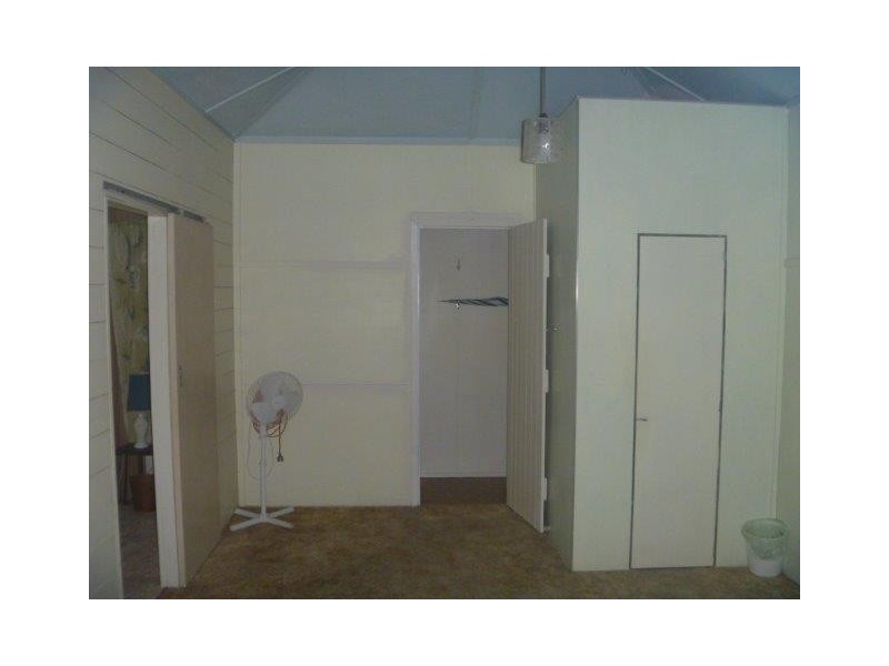 30 Tracey Street, Bowen QLD 4805