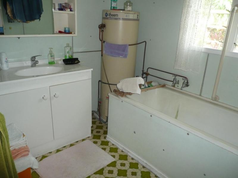 30 Tracey Street, Bowen QLD 4805