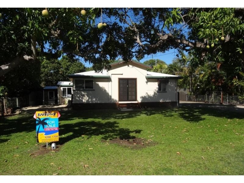 28 Tracey Street, Bowen QLD 4805