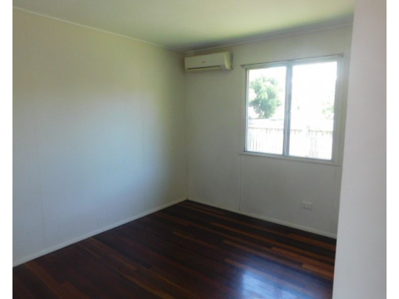 21 Hay Street, Bowen QLD 4805