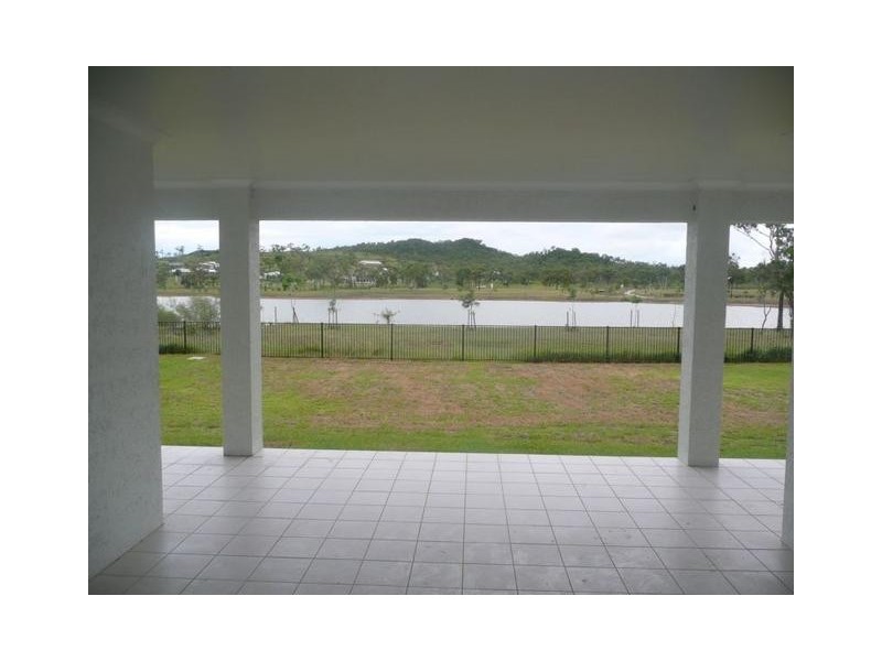 34 Scenic Drive, Bowen QLD 4805