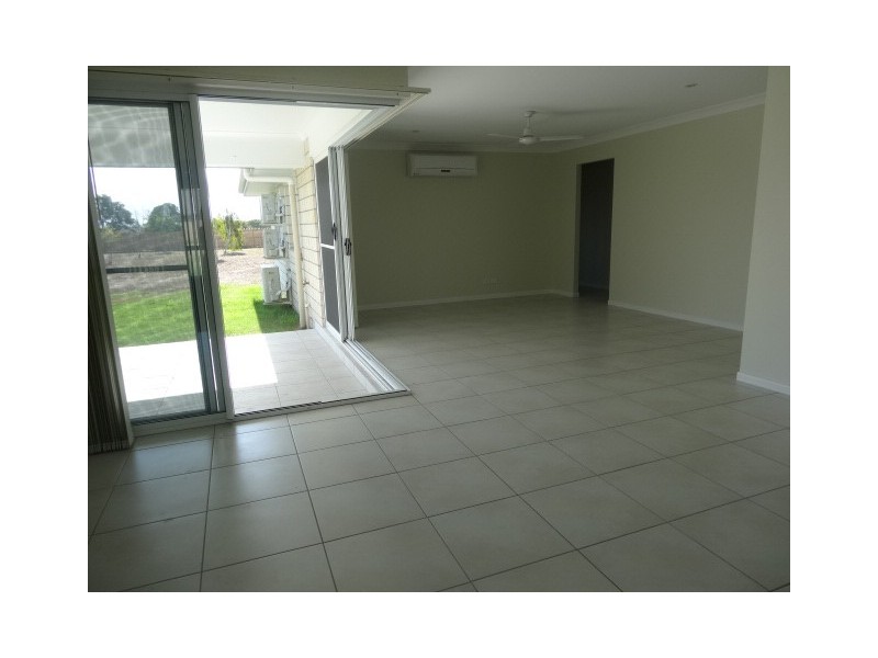 34 Lucinda Place, Bowen QLD 4805