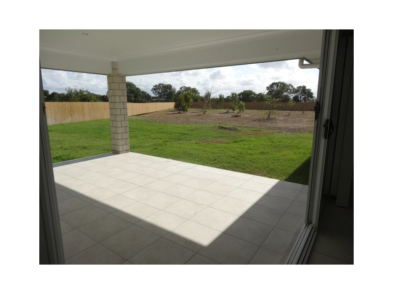 34 Lucinda Place, Bowen QLD 4805
