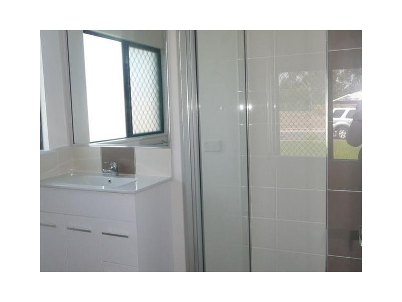 10 COWRIE STREET, Bowen QLD 4805