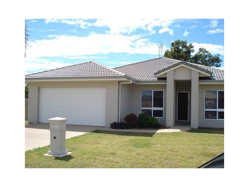 8 Lucinda Place, Bowen QLD 4805
