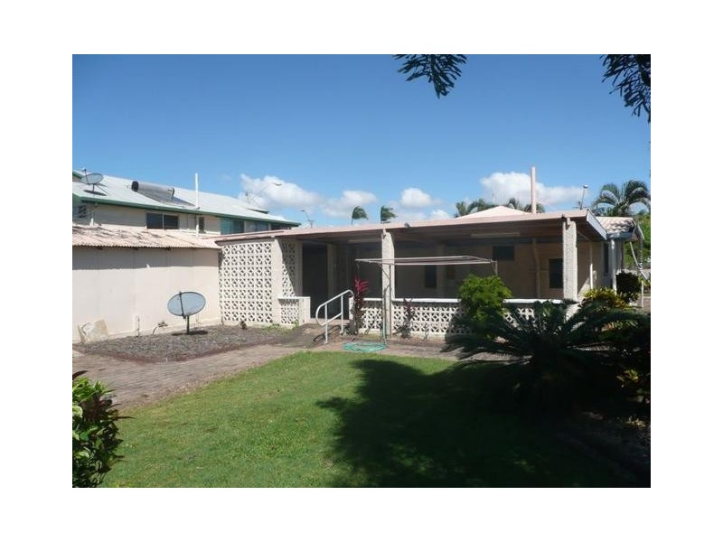 124 Herbert Street, Bowen QLD 4805