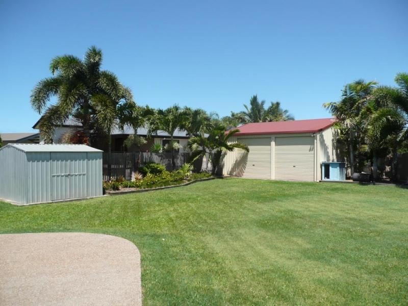 1 Peters Place, Bowen QLD 4805