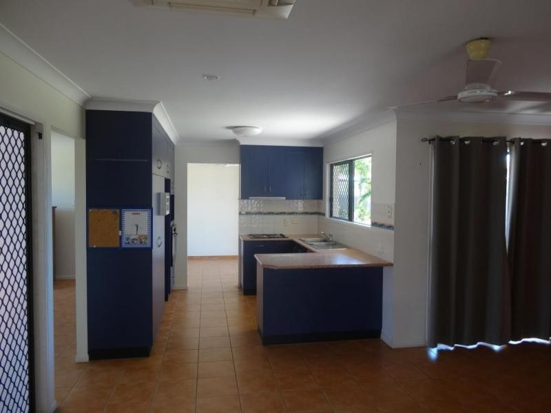 1 Peters Place, Bowen QLD 4805