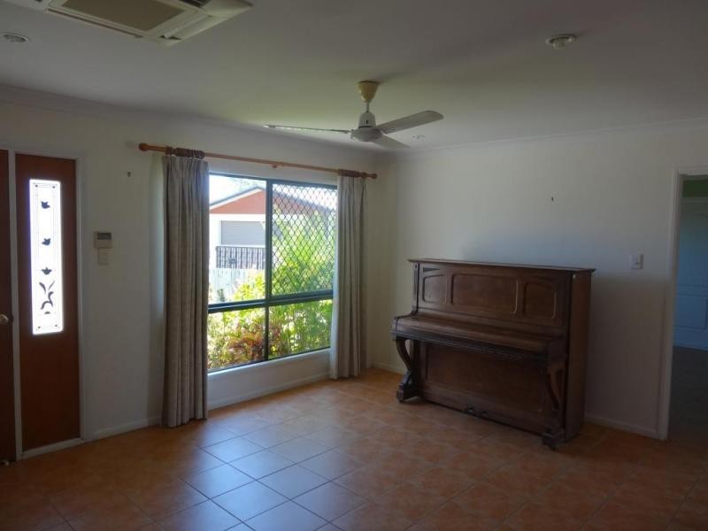 1 Peters Place, Bowen QLD 4805
