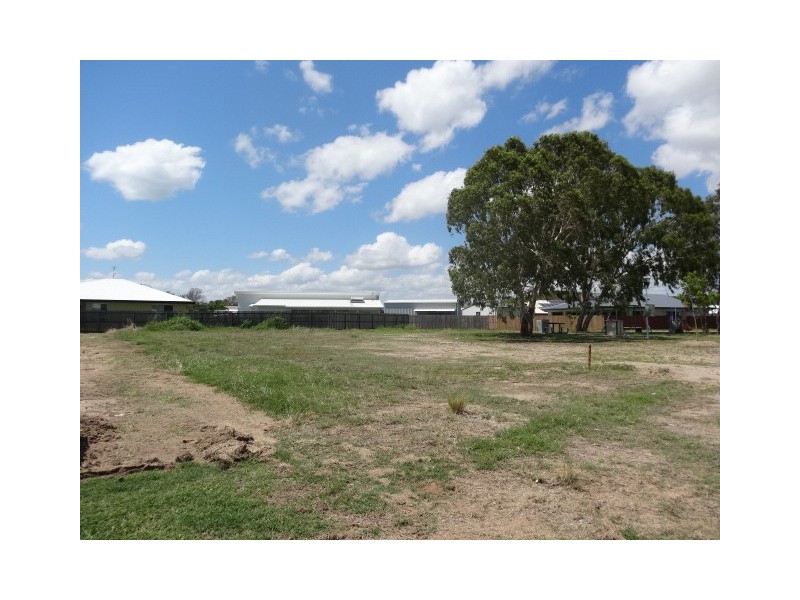 7 Summer Place, Bowen QLD 4805