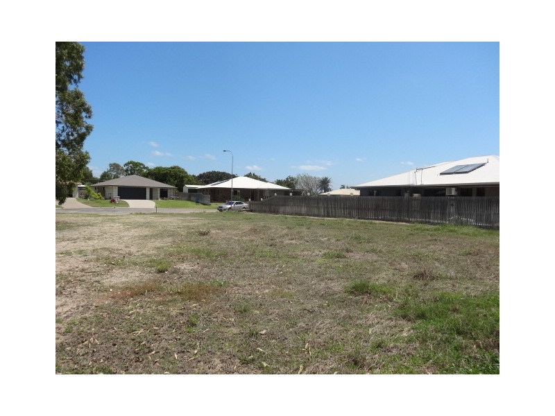 7 Summer Place, Bowen QLD 4805