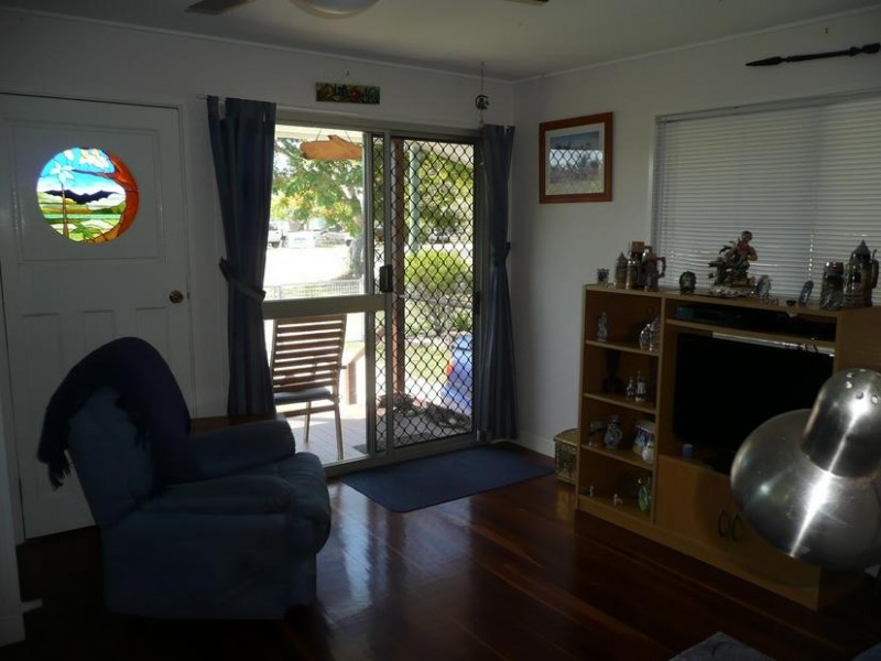 32 Thomas Street, Bowen QLD 4805