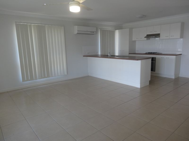 7 Oak Crescent, Bowen QLD 4805