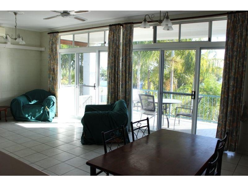 11/89 Horseshoe Bay Road, Bowen QLD 4805