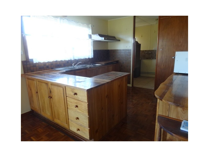 72 Tollington Road, Bowen QLD 4805