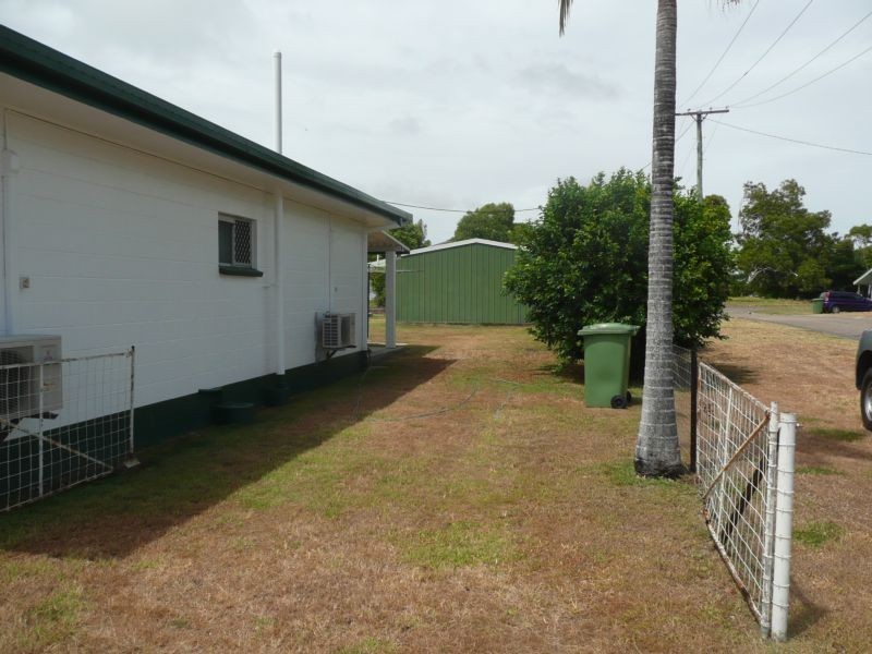 2/25 Gloucester Street, Bowen QLD 4805