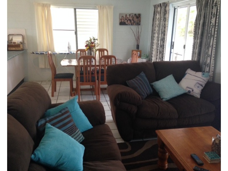 65a & 65b Horseshoe Bay Road, Bowen QLD 4805
