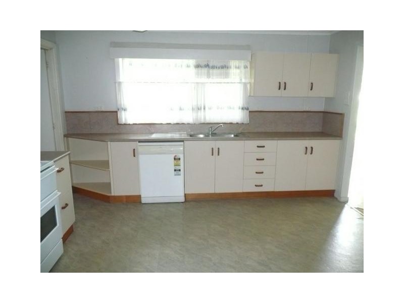 23 Queens Road, Bowen QLD 4805