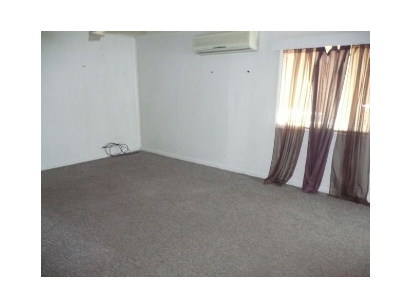 23 Queens Road, Bowen QLD 4805