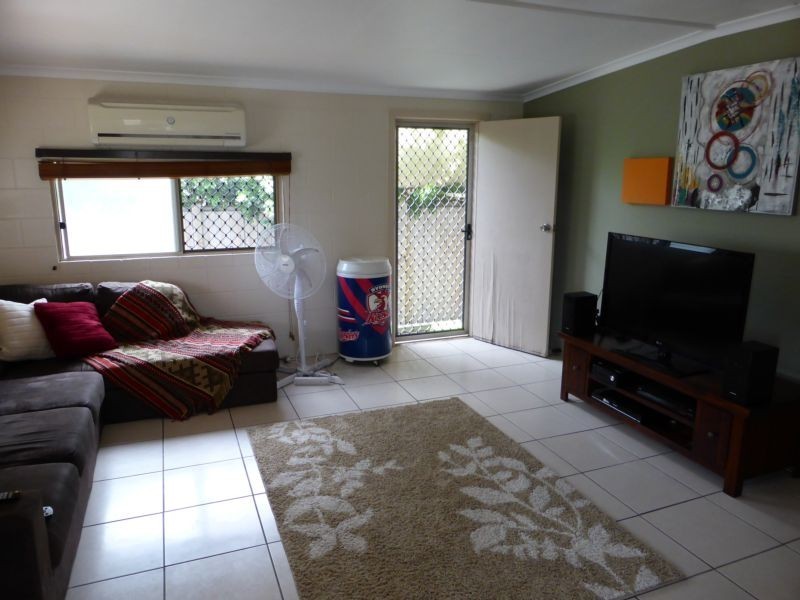 9 Murray Avenue, Bowen QLD 4805