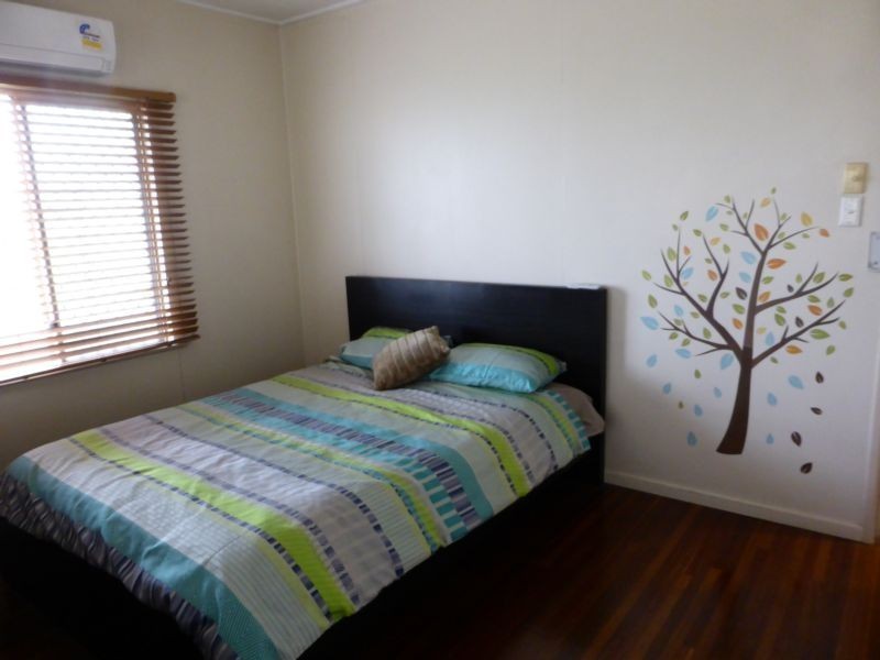 9 Murray Avenue, Bowen QLD 4805