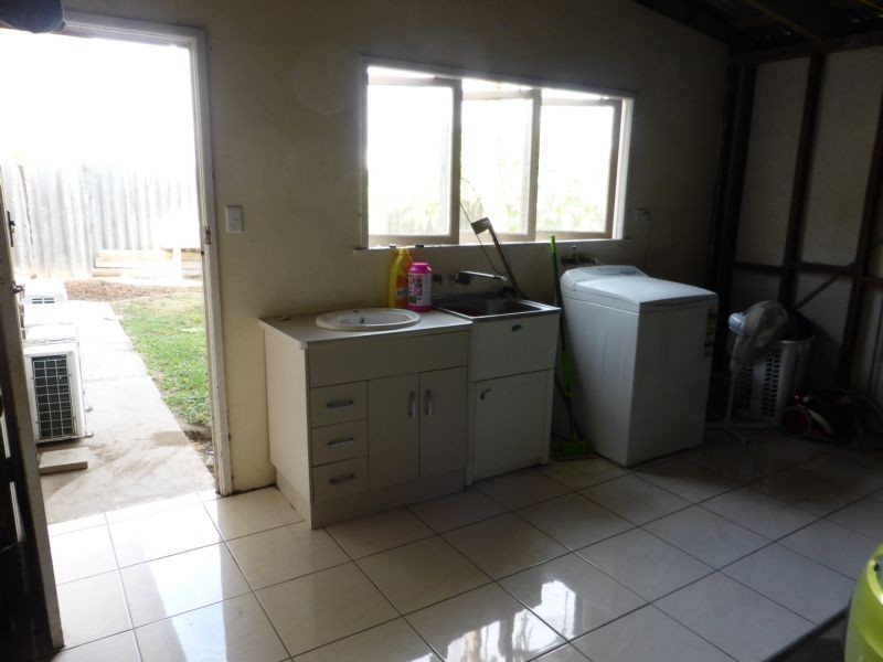 9 Murray Avenue, Bowen QLD 4805
