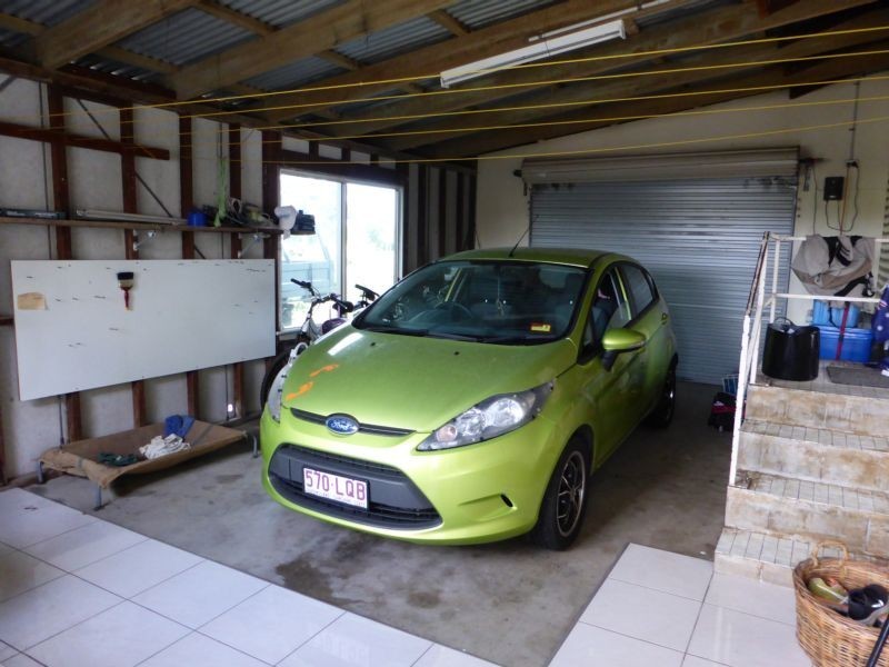 9 Murray Avenue, Bowen QLD 4805
