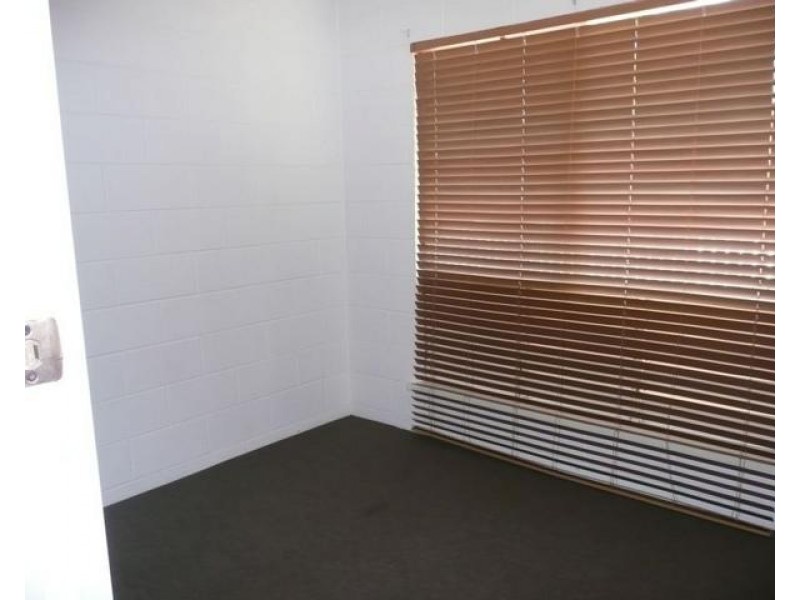 2/71 Horseshoe Bay Road, Bowen QLD 4805