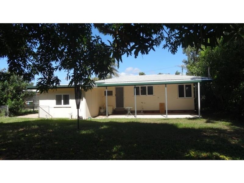 12 Marshall Street, Bowen QLD 4805