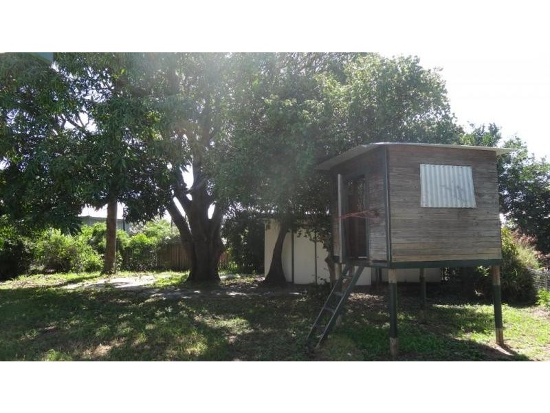 12 Marshall Street, Bowen QLD 4805
