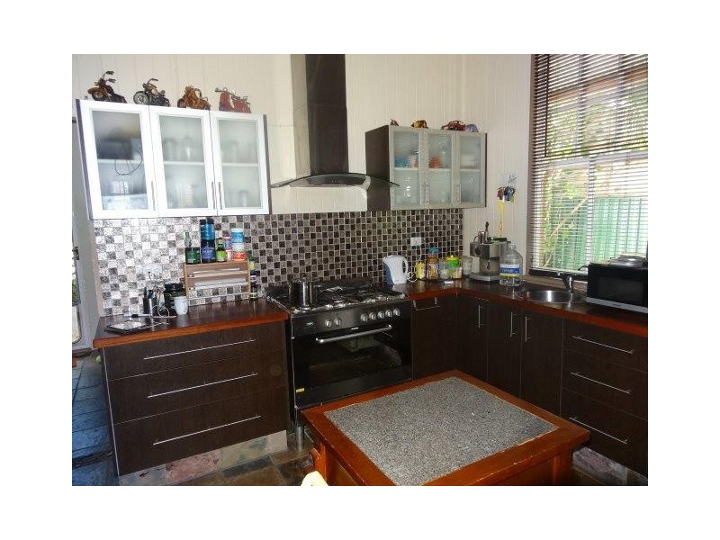 46 Poole Street, Bowen QLD 4805