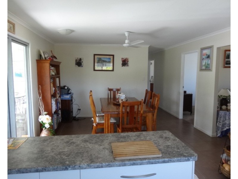 11 Miller Street, Collinsville QLD 4804