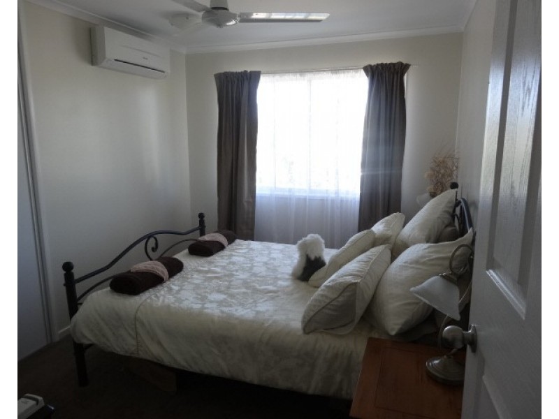 11 Miller Street, Collinsville QLD 4804