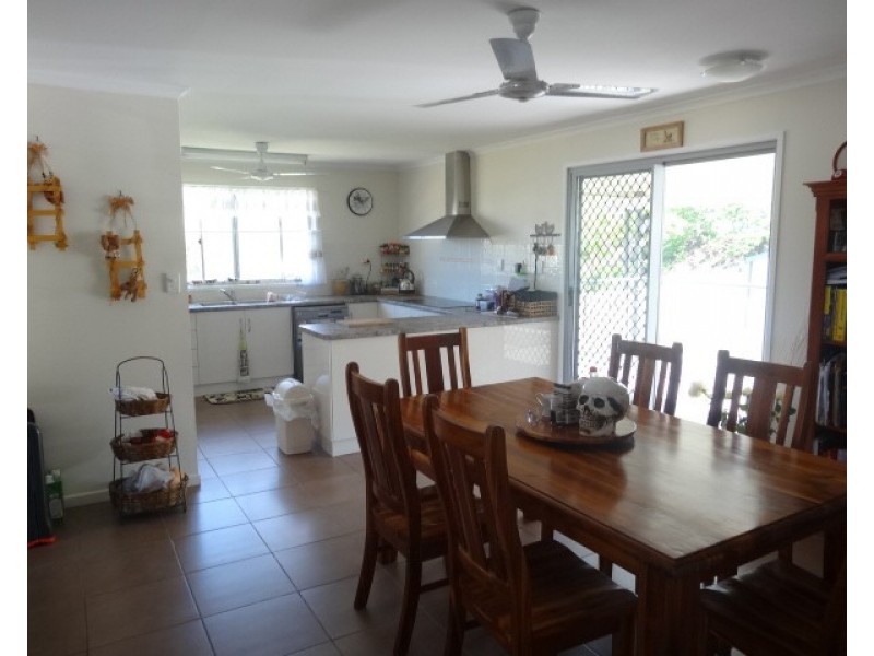 11 Miller Street, Collinsville QLD 4804