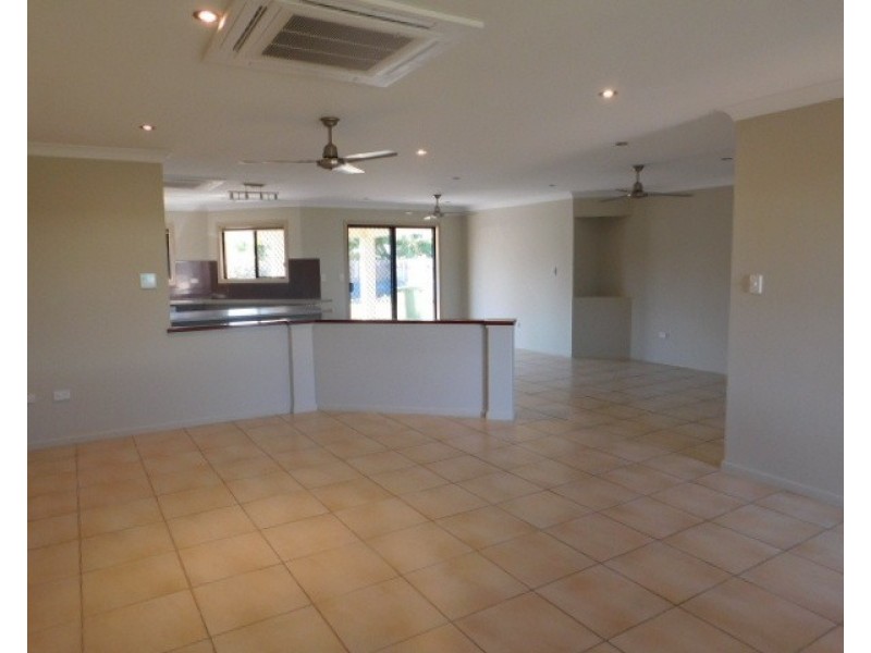 21 Kirkpatrick Court, Bowen QLD 4805