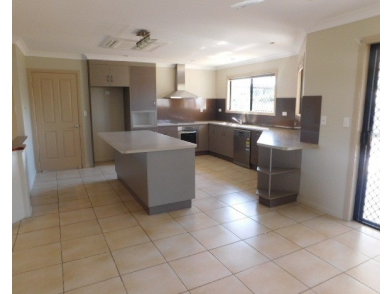 21 Kirkpatrick Court, Bowen QLD 4805