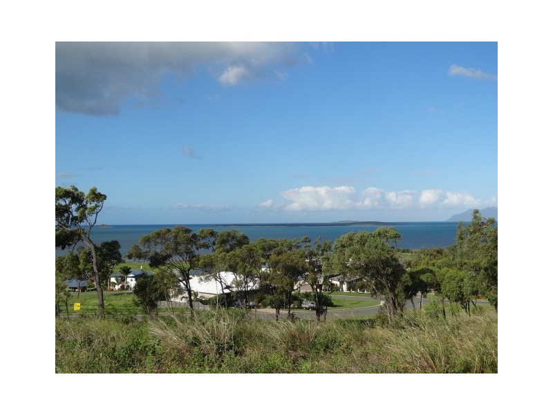 31 Grandview Terrace, Bowen QLD 4805