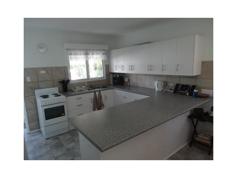 94 Gregory Street, Bowen QLD 4805