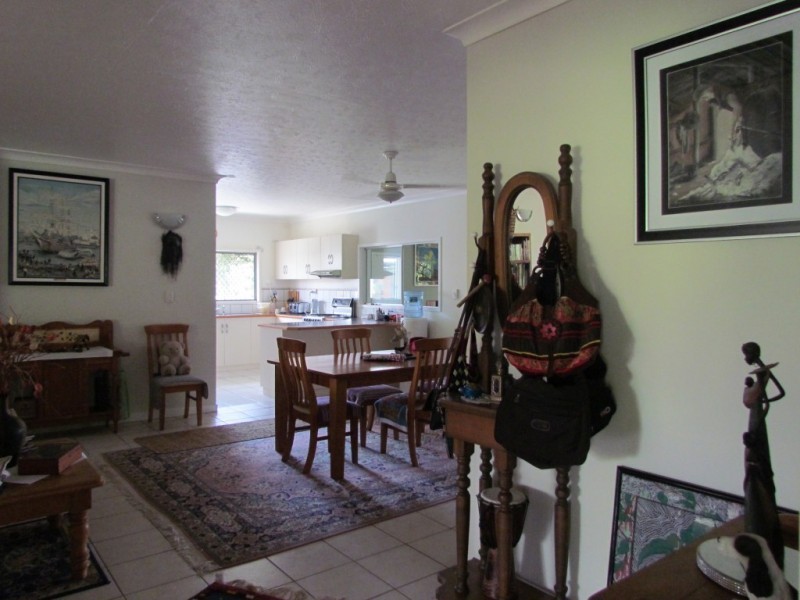 44 Avoca Road, Bowen QLD 4805