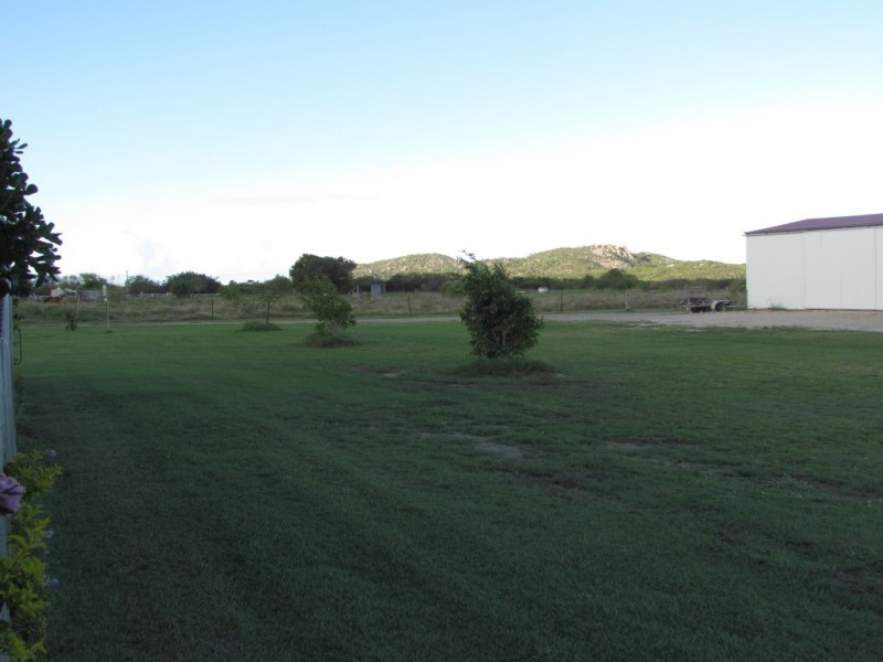 44 Avoca Road, Bowen QLD 4805