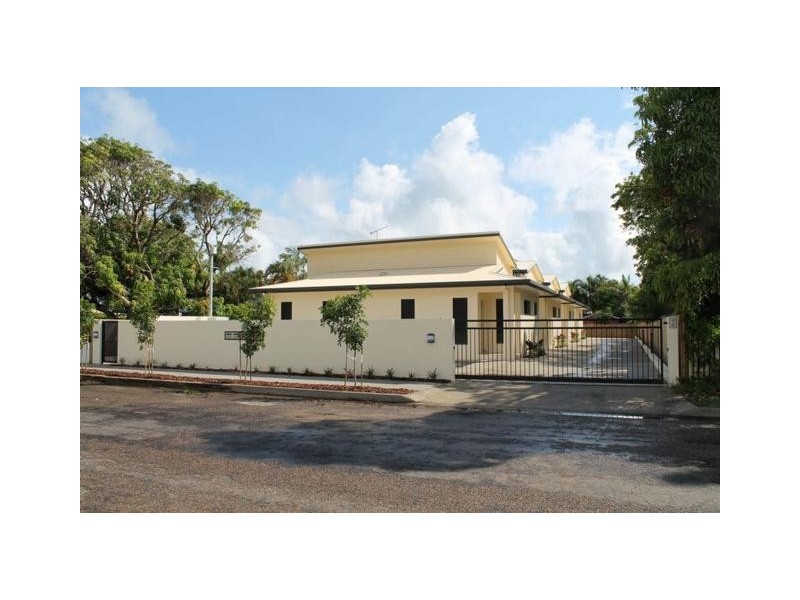 3/56 Murroona Road, Bowen QLD 4805