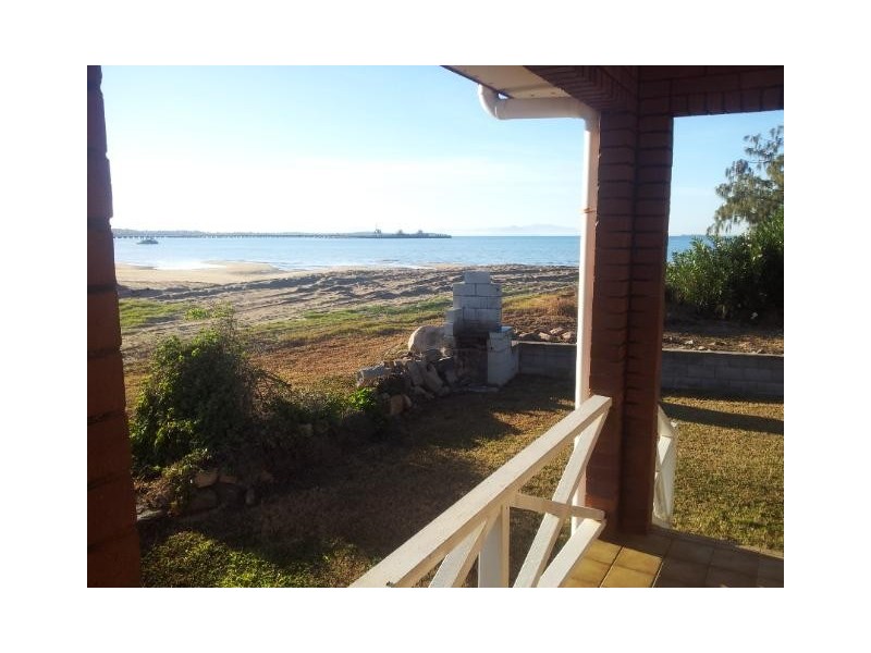 9 Thomas Street, Bowen QLD 4805