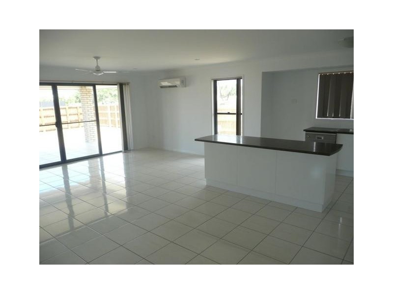 1 Banks Drive, Bowen QLD 4805