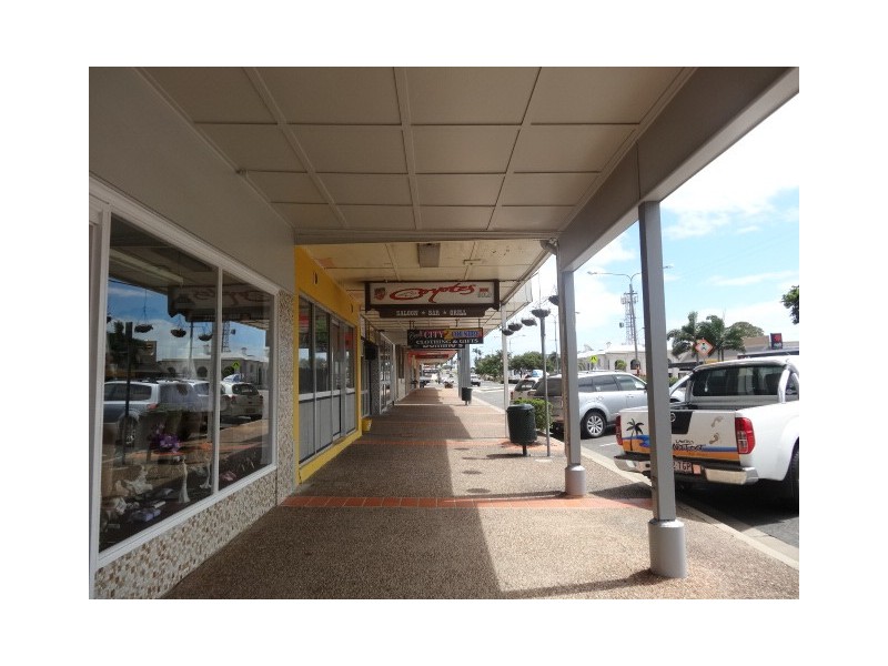 37 Herbert Street, Bowen QLD 4805