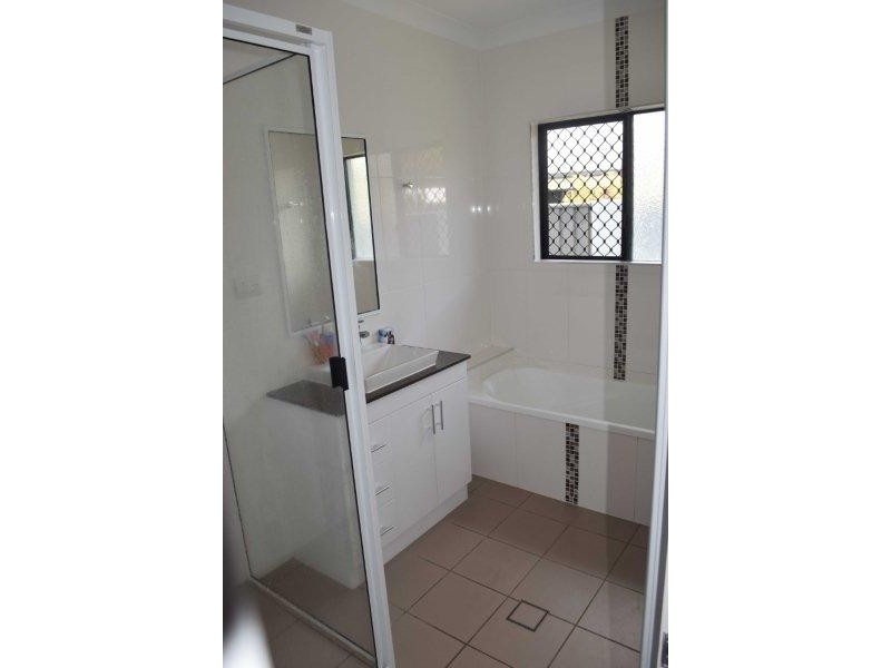 3 Pod Place, Bowen QLD 4805