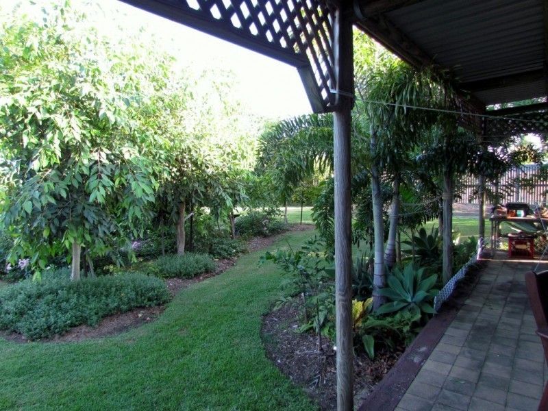 44 Avoca Road, Bowen QLD 4805